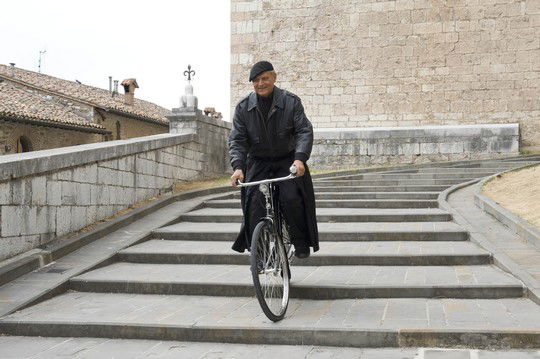 Don Matteo 9, il set si sposta da Gubbio a Spoleto ed è già polemica article-post