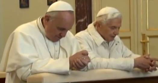 L’incontro storico tra Papa Francesco e Papa Benedetto XVI – VIDEO article-post