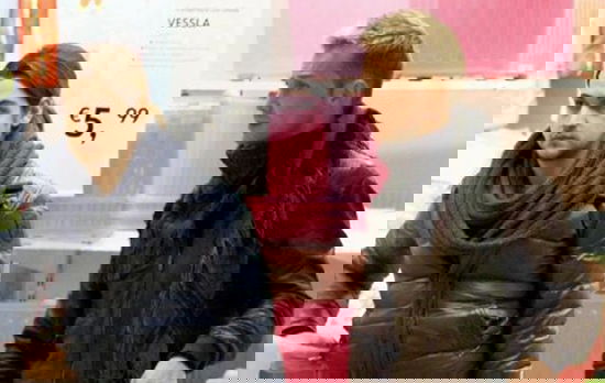 Valerio Scanu in giro per l’Ikea con un amico. Quando tutto diventa gossip preview