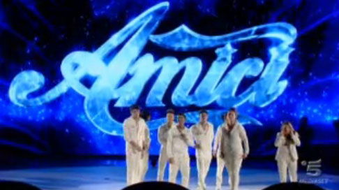 Amici 12, le due squadre conoscono lo studio in vista del primo serale – FOTO preview