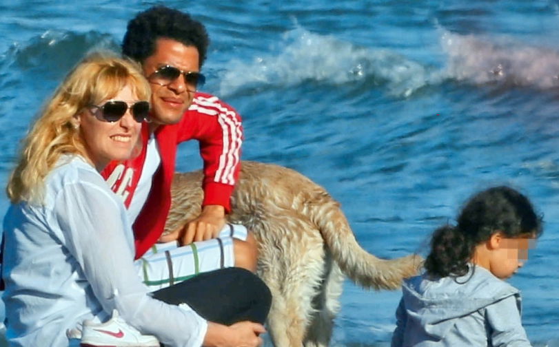 Antonella Clerici in vacanza con Eddy e Maelle: “Siamo due genitori, non una coppia” preview