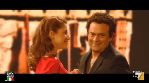 Crozza nel Paese delle Meraviglie, Maurizio Crozza è Antonio Banderas – FOTO preview