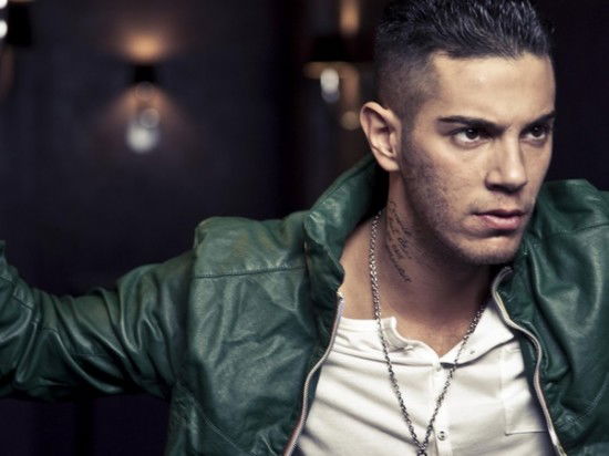 Amici 12, Emis Killa declina l’invito “per motivi riguardanti le condizioni stabilite per la mia partecipazione” article-post