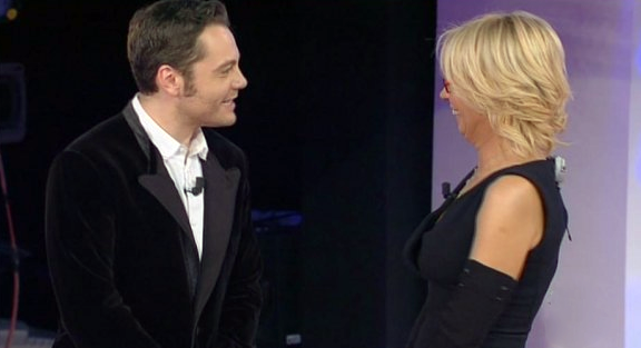 Amici 12, anticipazioni: Tiziano Ferro ospite della sesta puntata del serale? preview