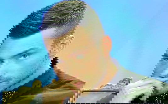 Uomini e Donne anticipazioni: Francesca e il ti amo ad Eugenio, lui si arrabbia ed Eleonora lo calma preview