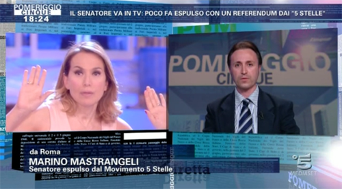 Mastrangeli espulso va dalla D’Urso: “Ce l’hanno con me perchè sono andato dalla nemica del M5S a farmi intervistare” article-post