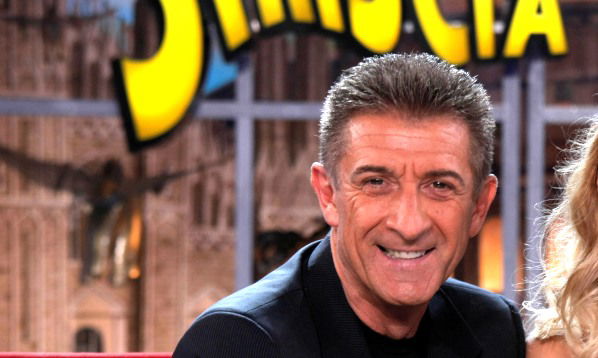 Ezio Greggio nel mirino dell’Agenzia delle Entrate: Tapiro d’oro in arrivo? preview