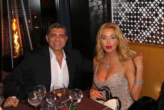 Valeria Marini diva a Cannes: dopo il matrimonio un figlio in arrivo? preview