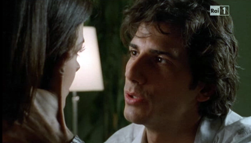 Ascolti Tv, 7 maggio 2013: Rosso San Valentino a 5,8 mln; Ballarò a 3,7 mln; Benvenuti a Tavola 2 a 3 mln preview