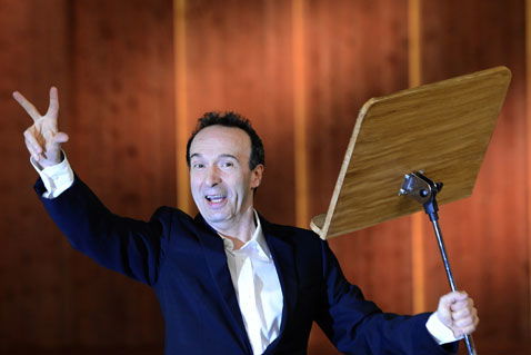 Roberto Benigni torna in Tv con i Dieci Comandamenti, dopo la Costituzione e Dante article-post
