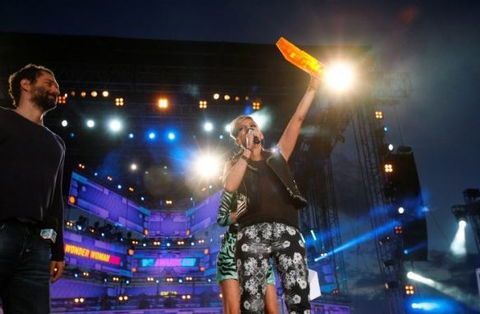 MTV Music Awards 2013: trionfo di talent e talenti. Emma e Mengoni Wonder Woman e Super Man preview