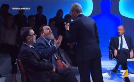 Ferrara vs Mentana, duro scontro a Bersaglio Mobile: “E’ l’ultima volta che metto piede in questo cesso” – VIDEO preview