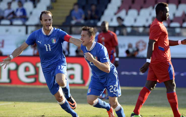 Ascolti Tv, 11 giugno 2013: Italia-Haiti a 4,7 mln; Ballarò a 3,9 mln; La vita facile a 2,8 mln article-post