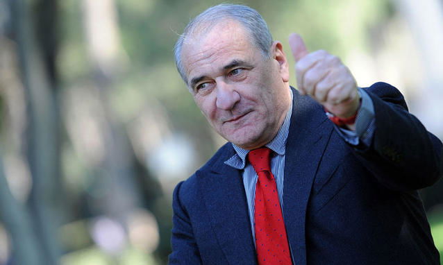 Supercinema, stasera l’ultimo appuntamento: omaggio a Vincenzo Cerami, intervista a Lino Banfi e spazio al Festival di Giffoni preview