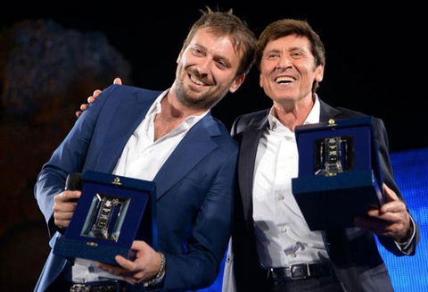 Supercinema, stasera la nuova puntata su Canale 5: Gianni Morandi e Cesare Cremonini protagonisti preview