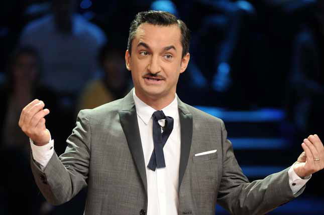 Palinsesti Tv, autunno 2017: le novità di Italia 1, Nicola Savino a Le Iene e non solo, Paolo Bonolis, Emigratis e serie tv article-post