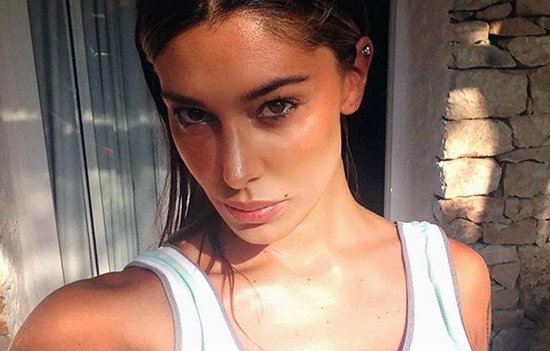 Belen Rodriguez In Pace Col Mondo Tranne Quando Si Parla Del Video A 