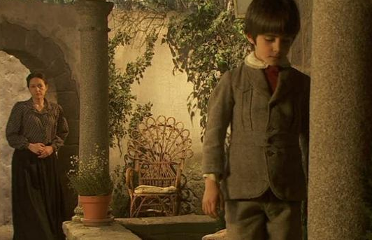 Il Segreto anticipazioni, puntata del 30 agosto: Felisia vuole uccidere il piccolo Martin; Juan abbandona Soledad article-post