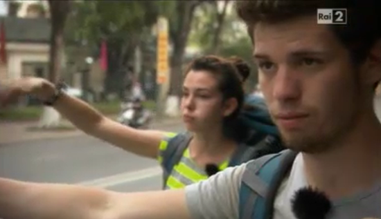 Pechino Express 2, seconda puntata: eliminati gli attori Niccolò Centioni e Micol Olivieri, primi la marchesa e il maggiordomo preview