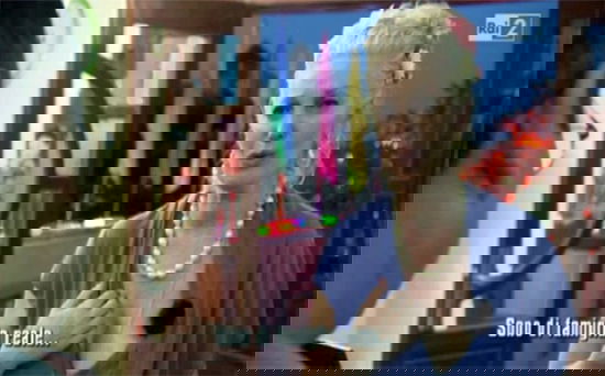 Pechino Express 2: la marchesa Daniela Del Secco D’Aragona non è una nobile ma solo un’estetista? preview