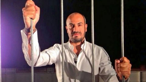 La Gabbia, da stasera su La7 con Gianluigi Paragone: “Faremo venir fuori le anomalie della politica” preview