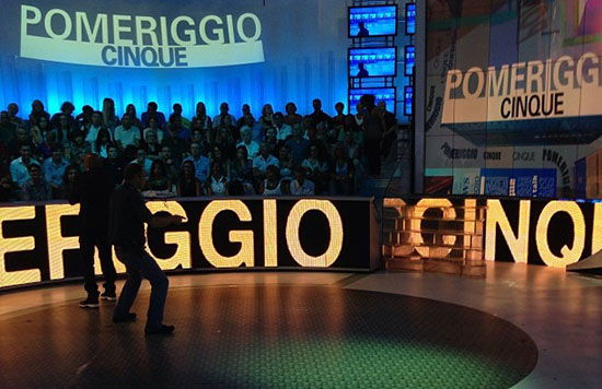 Pomeriggio Cinque, la prima puntata: programma che vince non si cambia? Anche no – FOTO preview
