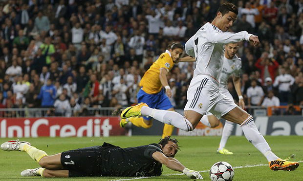 Ascolti Tv, 23 ottobre 2013: Real Madrid – Juventus a 6,3 mln; The Tourist a 3,7 mln article-post