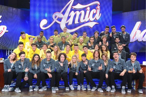 Amici 13, la seconda puntata questo pomeriggio su Canale 5: i concorrenti. Alessandra Amoroso ospite article-post