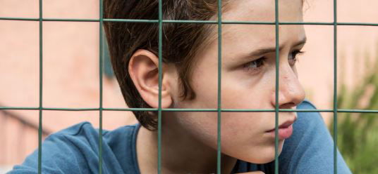 Il bambino cattivo, il film di Pupi Avati con Luigi Lo Cascio e Donatella Finocchiaro, stasera su RaiUno preview