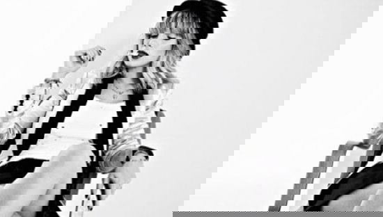 Emma Marrone molto social e poco gossip: assente giustificata nello spettacolo del pettegolezzo preview