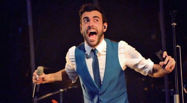 Marco Mengoni infiamma il Capodanno di Canale 5: concerto live da Rimini nella notte del 31 dicembre preview