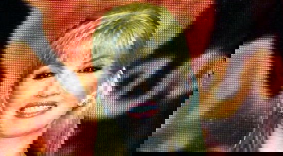 Ballando con le stelle 9, il bilancio di Milly Carlucci: “E’ stato un anno clamoroso, interesse pure su internet” preview