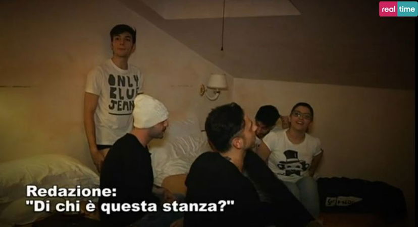 Amici 13: le telecamere fanno irruzione di notte nel residence preview