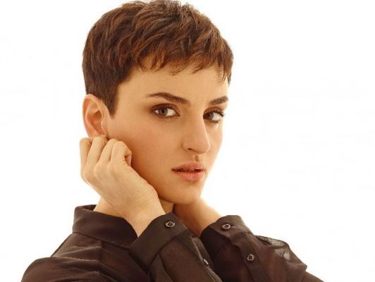 Festival di Sanremo 2014, i Testi: Arisa con “Lentamente” e “Controvento” preview