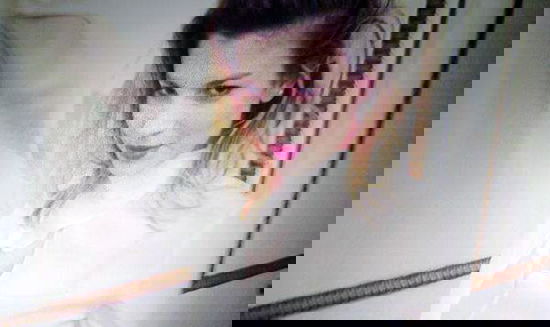 Verissimo, oggi su Canale 5: Vladimir Luxuria tra gli ospiti. Servizi esclusivi ad Emma Marrone e Belen Rodriguez preview