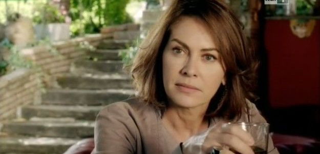 Le due leggi, stasera su RaiUno la seconda e ultima parte della fiction contro le banche con Elena Sofia Ricci preview