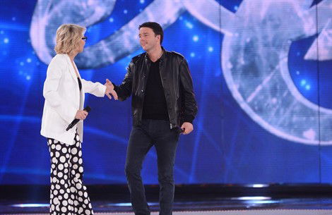 Amici 13: in onda domenica 4 maggio, salta la presenza di Matteo Renzi preview