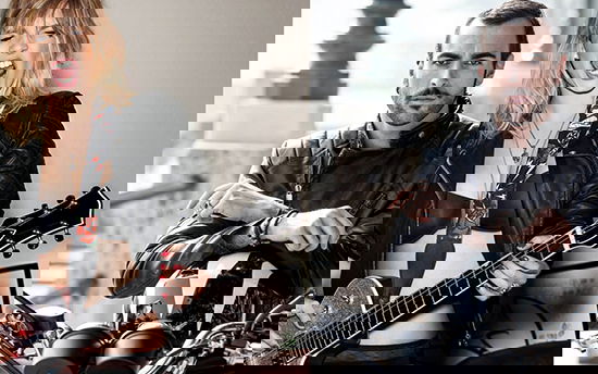 Amici 13 serale anticipazioni: Emma Marrone, Marco Mengoni tra gli ospiti. Duetti ed eliminati preview