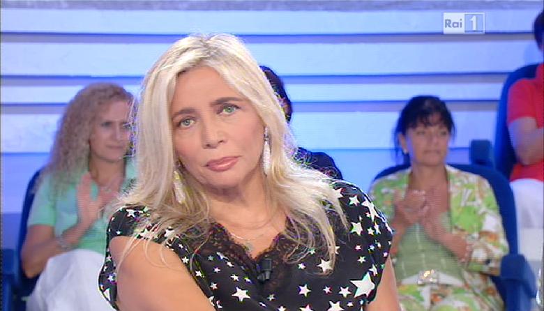 Mara Venier in pausa dopo Domenica In. Giudice ad Amici di Maria De Filippi? “Chissà…” article-post
