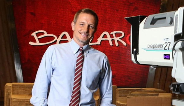 Ballarò, al via l’edizione di Massimo Giannini: “Roberto Benigni? Sarà una sorpresa, un regalo a tutta la Rai” preview