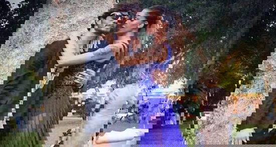 Belen Rodriguez criticata per l’abito indossato alle nozze della Canalis risponde insultando una ragazzina preview