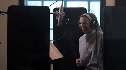 Suor Cristina sta incidendo il suo primo CD che uscirà prima di Natale: ecco le info e il VIDEO preview