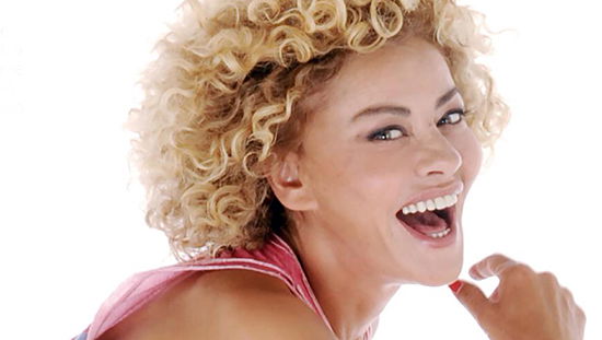 Eva Grimaldi, la Cougar di Pechino Express: ‘Stanno conoscendo la vera me, Roberta mi piace molto, è onesta’ article-post