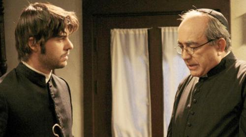 Il Segreto, anticipazioni oggi 8 ottobre 2014: Gonzalo confessa a Don Anselmo di essere Martin preview