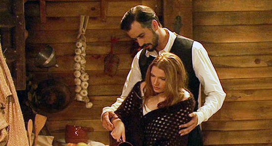 Il Segreto, anticipazioni puntata serale oggi 10 ottobre 2014: Olmo regala un vestito a Pia preview