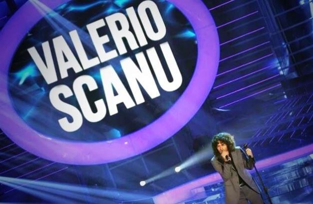 Valerio Scanu, il successo a Tale e Quale Show e Raffaella Fico: “Voglio vincere” preview