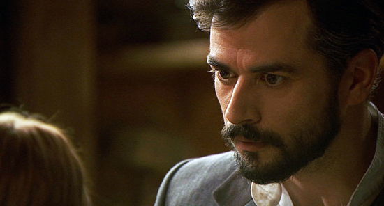 Anticipazioni Il Segreto, 8 novembre 2014: Pia confida ad Olmo di aspettare un figlio da lui preview