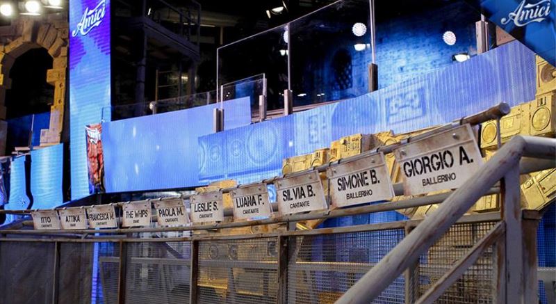 Amici 14 al posto di Uomini e Donne su Canale 5, puntata speciale oggi 19 gennaio 2015 article-post