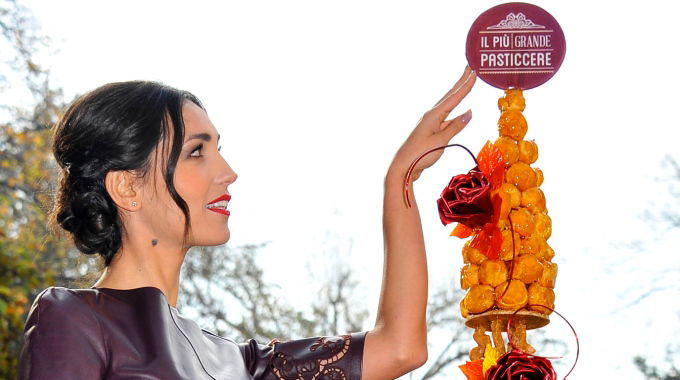 Il più grande pasticcere, la finale stasera su RaiDue: chi vincerà tra Roberto, Gianluca e Antonio? preview