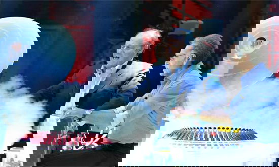 Avanti un altro: Paolo Bonolis e Gerry Scotti da stasera condurranno insieme fino al 30 dicembre 2014 preview